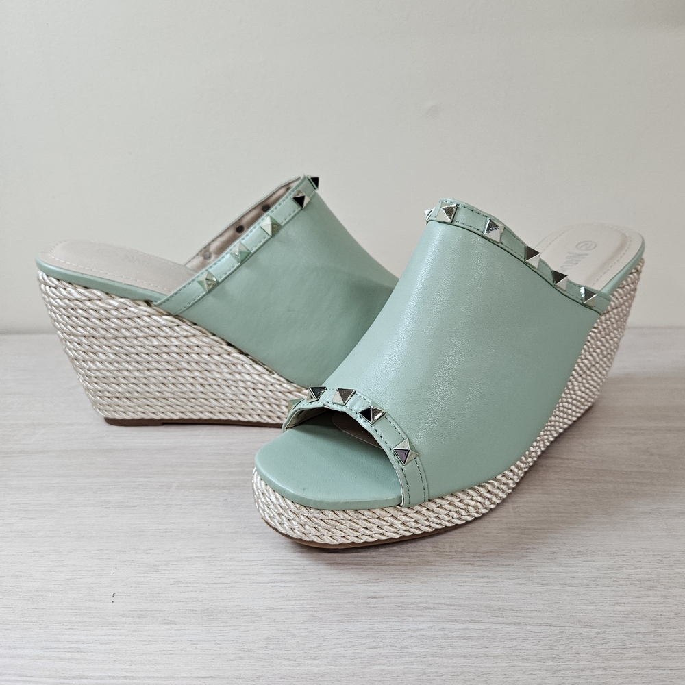 NATURE BREEZE | Size 8 | Soft Sage Studded Espadrille Platform Wedges - Picture 6 of 10